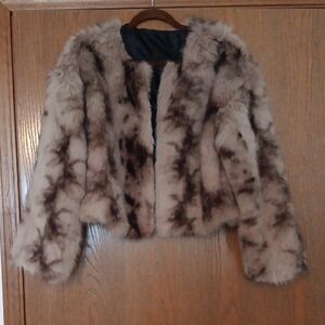 Chic Faux Fur Teddy Jacket - Cream and Brown